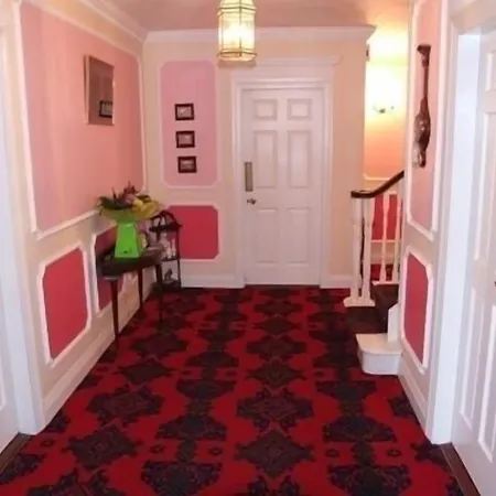 Ballingowan House 3*