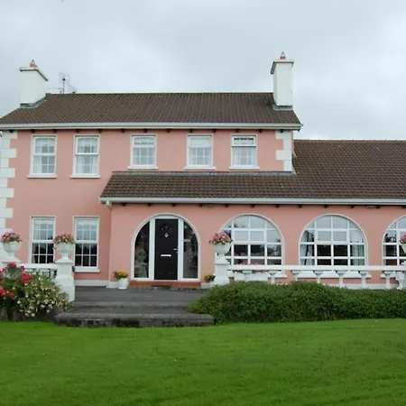 Ballingowan House 3* ניוקאסל ווסט