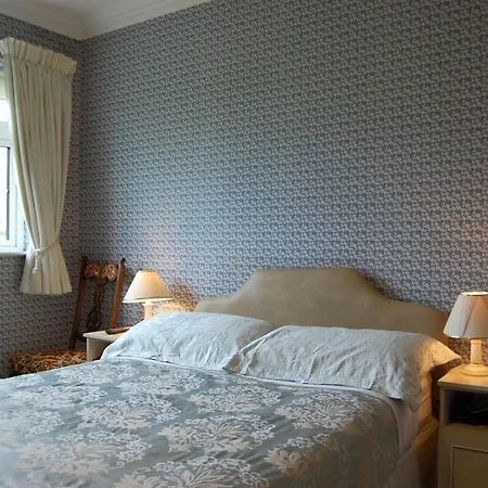 Bed & Breakfast Ballingowan House Newcastle West