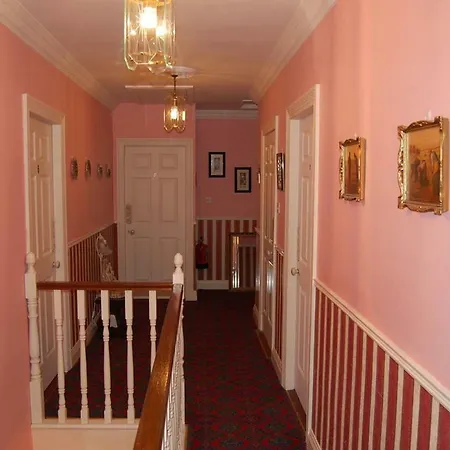 Ballingowan House نيوكاسل ويست
